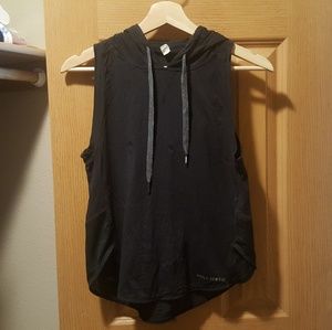 Under Armour Sleeveless Cropped Hoodie